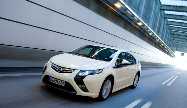 Opel Ampera bei Europcar erhältlich