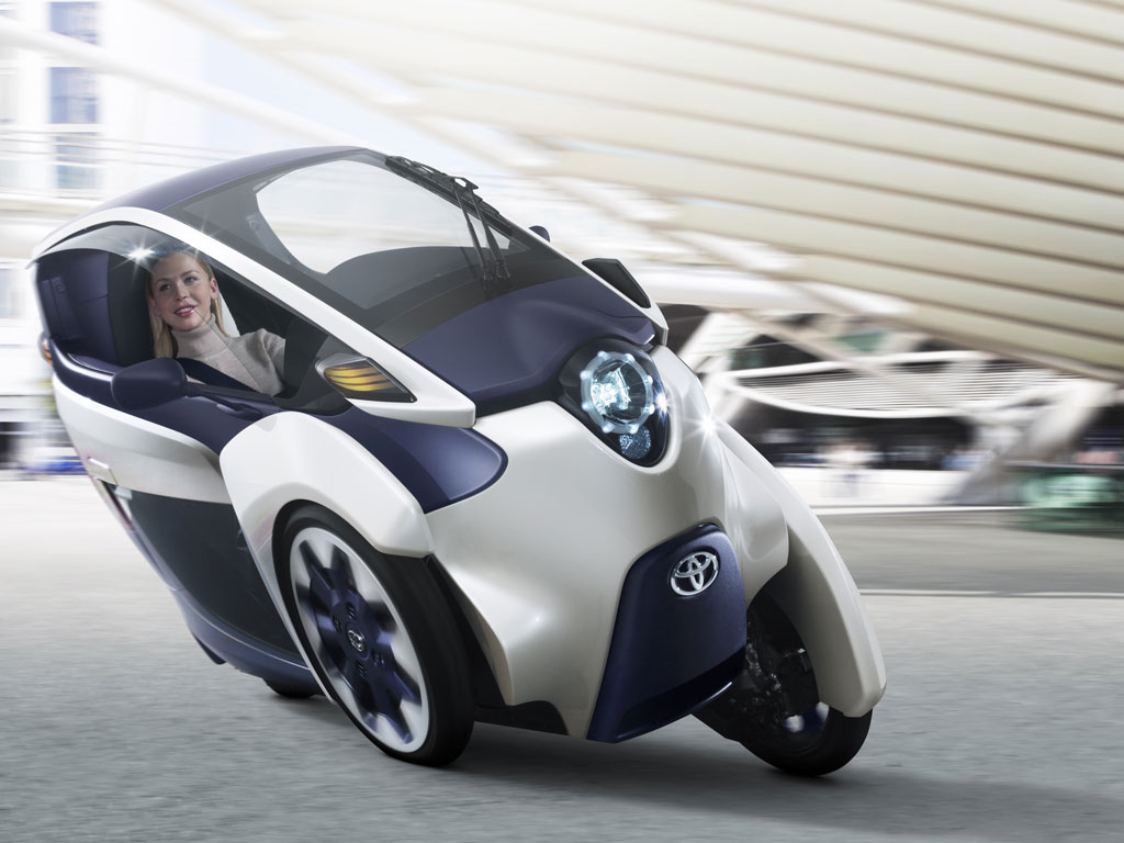 Toyota i-Road Front