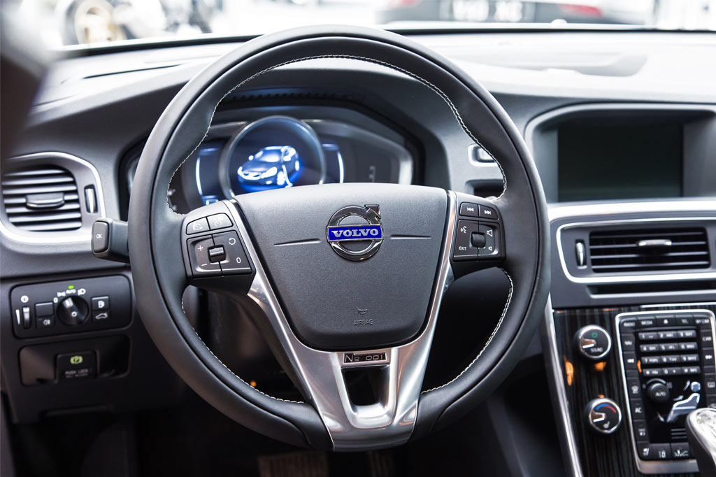 Volvo V60 Plug-in-Hybrid Cockpit