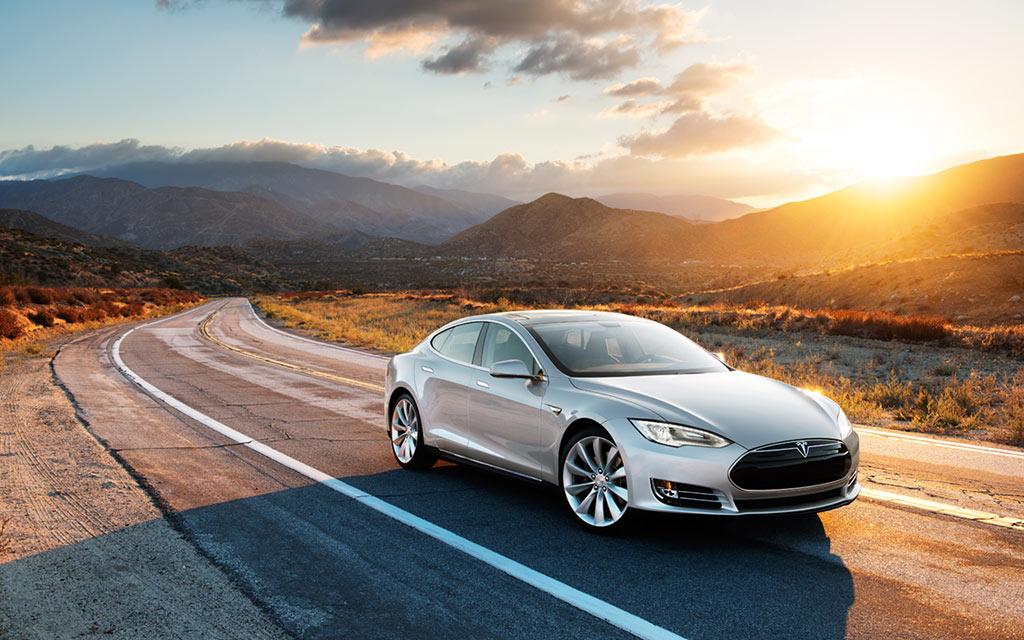 Tesla Model S - Service und Batteriegarantie