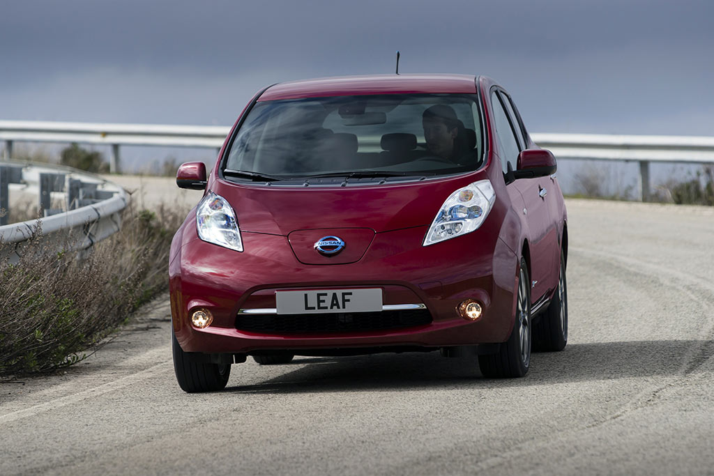 Verkaufszahlen Elektroautos USA - Nissan Leaf und Tesla Model S Kopf an Kopf