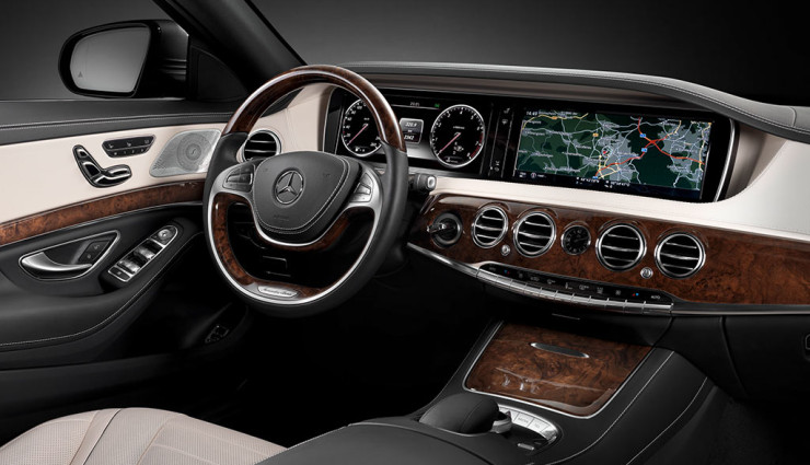 Neue Mercedes S-Klasse Diesel- und Benzin-Hybrid 2013 Fahrer-Cockpit