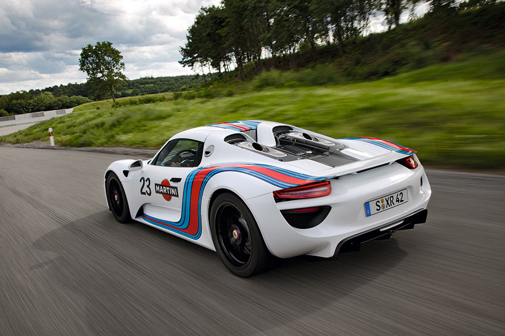 Porsche 918 Spyder Martini Racing Tail Pipes