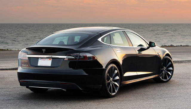 Tesla 'Performance Plus': Mehr Reichweite und besseres Handling für das Model S