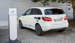 Mercedes-B-Klasse-Electric-Drive-2014-aufladen