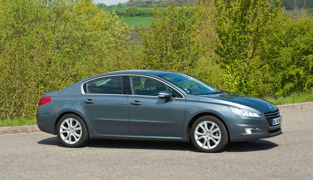 Peugeot 508 HYbrid4 Seite