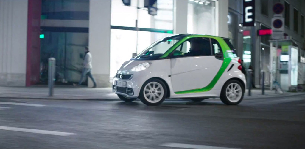 smart-fortwo-electric-drive-Video