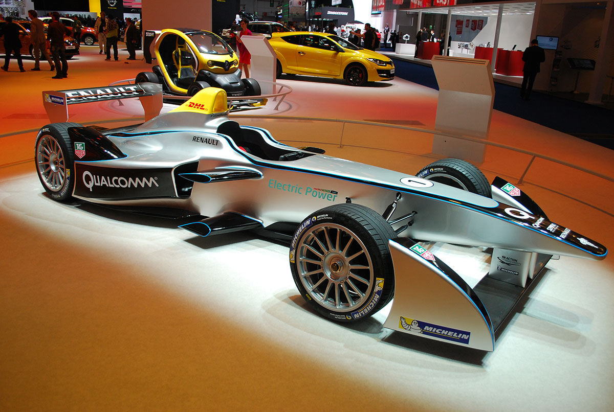 Formel-E-Rennwagen Spark SRT_01E ist auf der IAA zu sehen ...