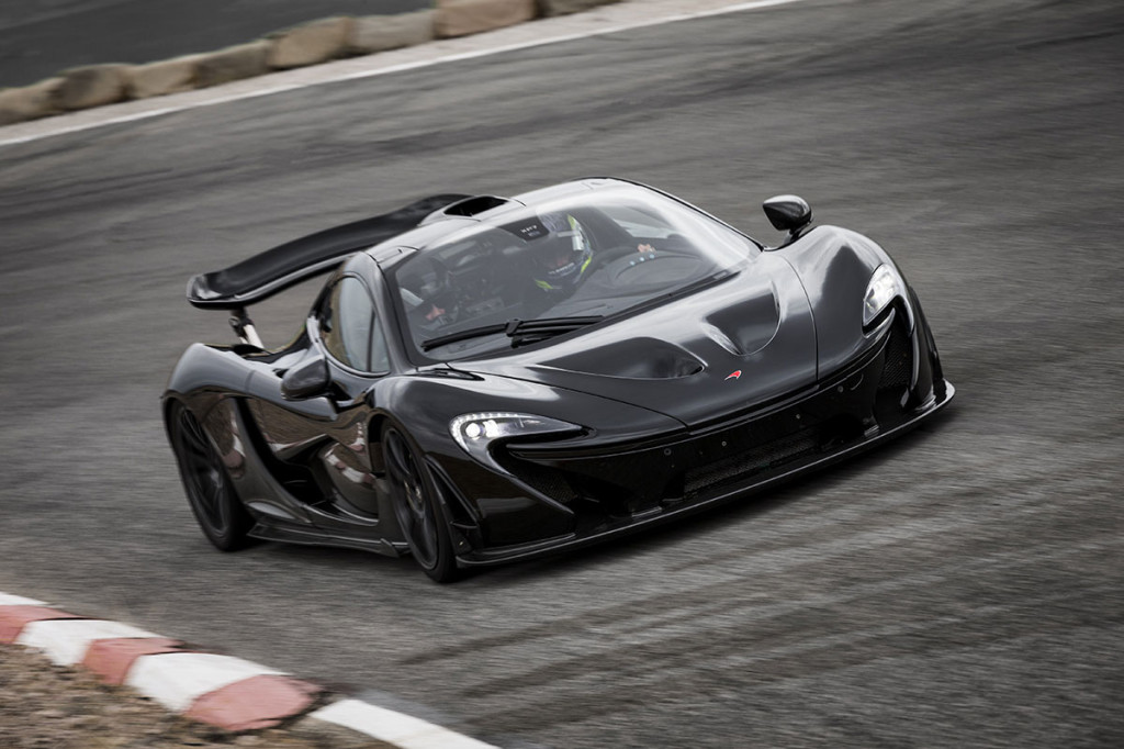 McLaren-P1-hybrid-schwarz-test-video