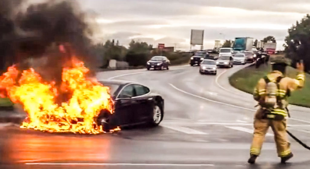 Tesla-Model-S-Sicherheit,Feuer