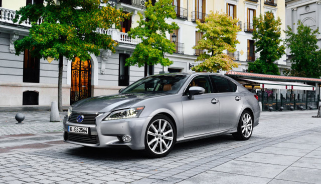 Lexus-GS-300h-Hybridauto-Front