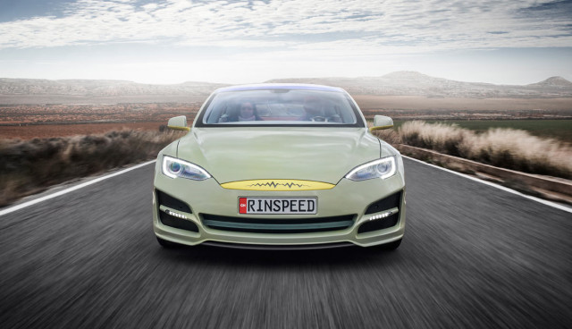 Elektroauto-Rinspeed-Tesla-Model-S-XchangE-2