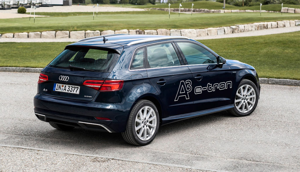 Audi-A3-e-tron-2016—3