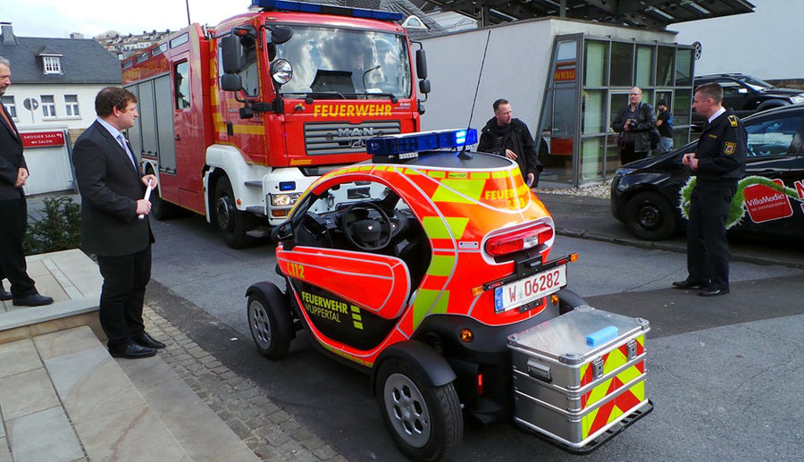 Elektroauto-Renault-Twizy-Feuerwehr