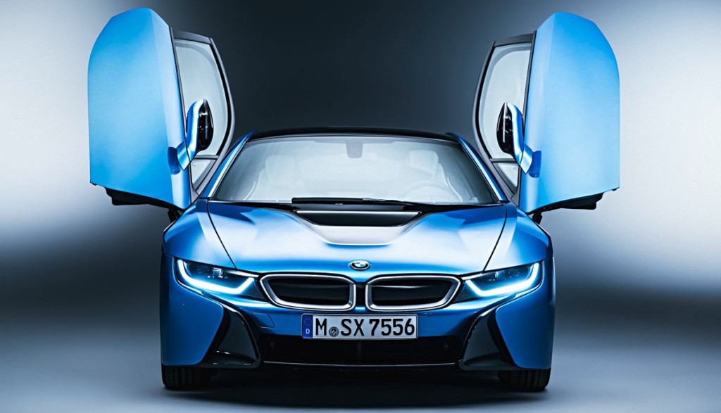 BMW-i8-Plug-in-Hybridsportwagen-Bilder-Front-Fluegeltueren