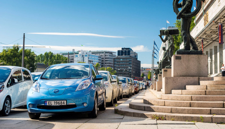 Norwegen überdenkt Elektroautos auf Busspuren