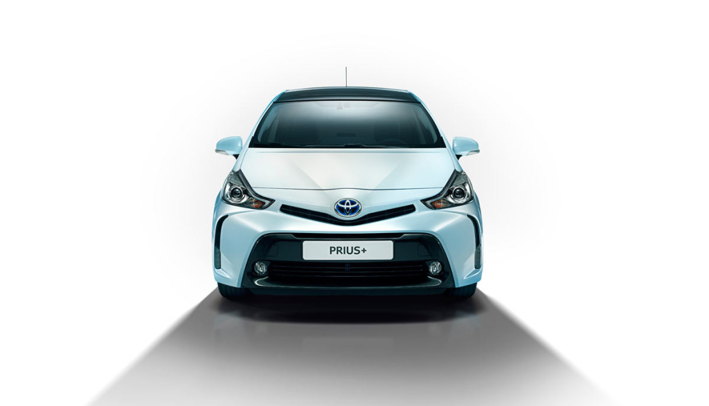 Toyota-Prius-Plus-Facelift-2014-Front