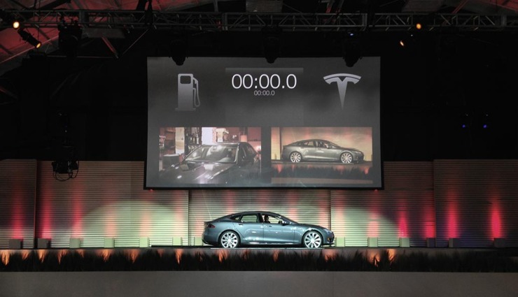 Tesla: Erste Batterietauschstation feiert im Dezember Premiere