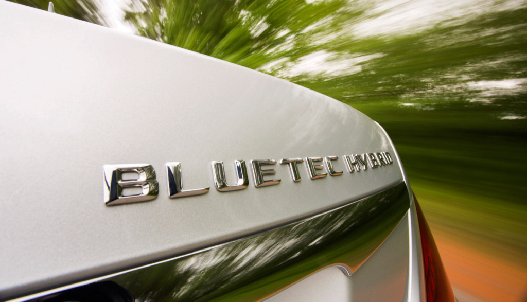 Mercedes-Benz-S-300-Bluetec-Hybrid-test