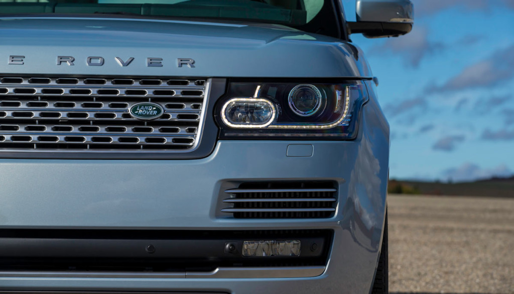 Range-Rover-Hybrid-Front