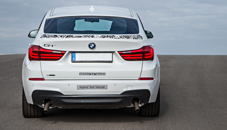 BMW-Power-eDrive-Plug-in-Hybrid-2015-3 (1)