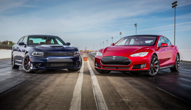 Tesla-Model-S-P85D-Dodge-Charger_SRT_Hellcat-video