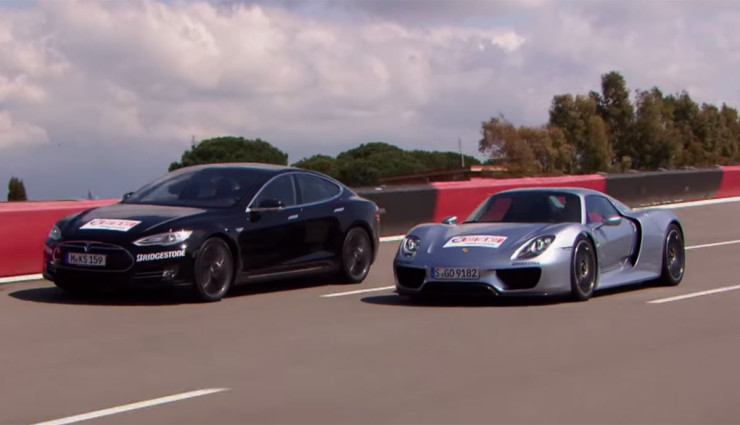 Tesla-Model-S-Test-Porsche-918-Spyder