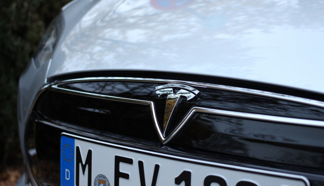 Tesla-Elektroauto-Foerderung-Deutschland