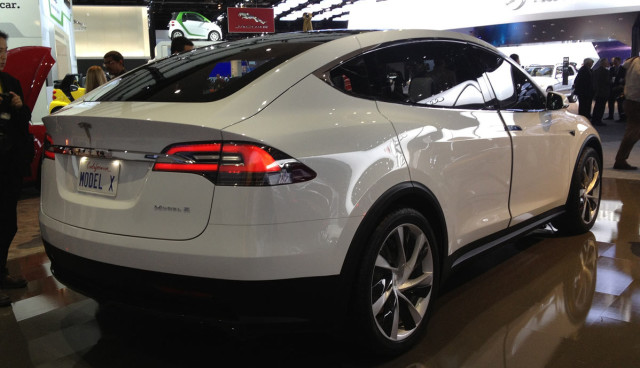 Tesla-Model-X-Reservierungen
