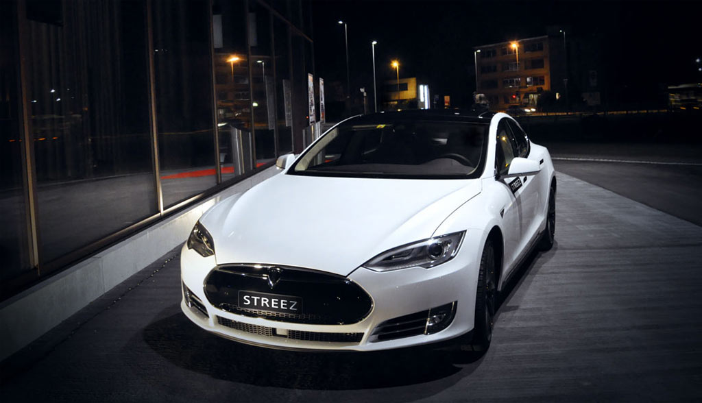 tesla-elektroauto-taxi–streez-schweiz