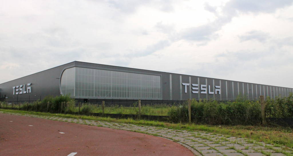 Tesla-Motors-Filburg-Produktion-Fabrik5