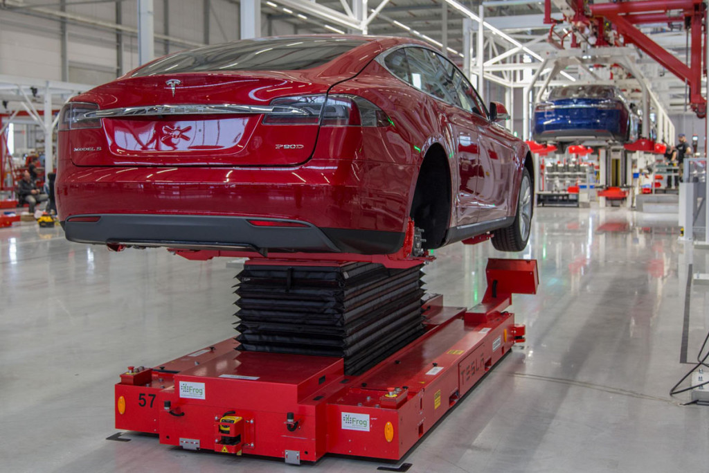 Tesla-Motors-Filburg-Produktion-Fabrik6
