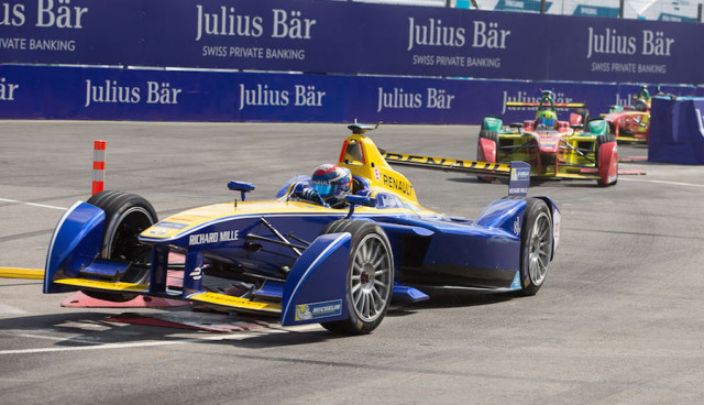 Formel-E–Abt-Team-knapp-geschlagen—Buemi-siegt