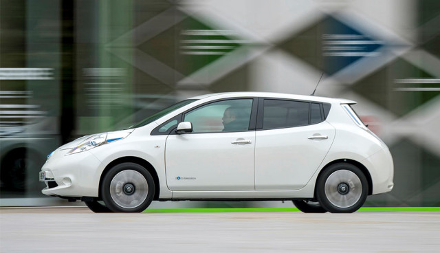 Umfrage-Elektro-,-Hybrid–oder-Gasauto