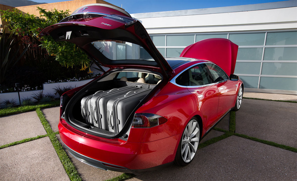 Tesla-Model-S-2012-Innen—4