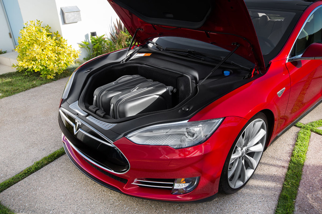 Tesla-Model-S-2012-Innen—5