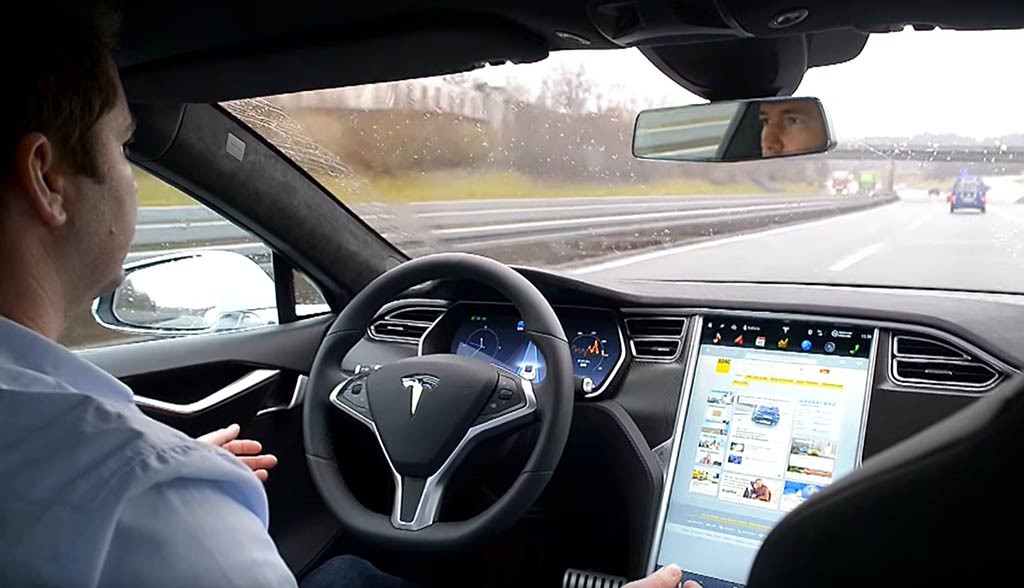 Test-Tesla-Autopilot