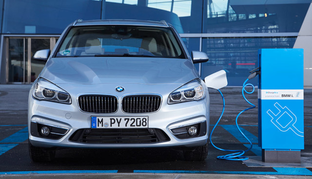 BMW-Elektroauto-Plug-in-Baukasten