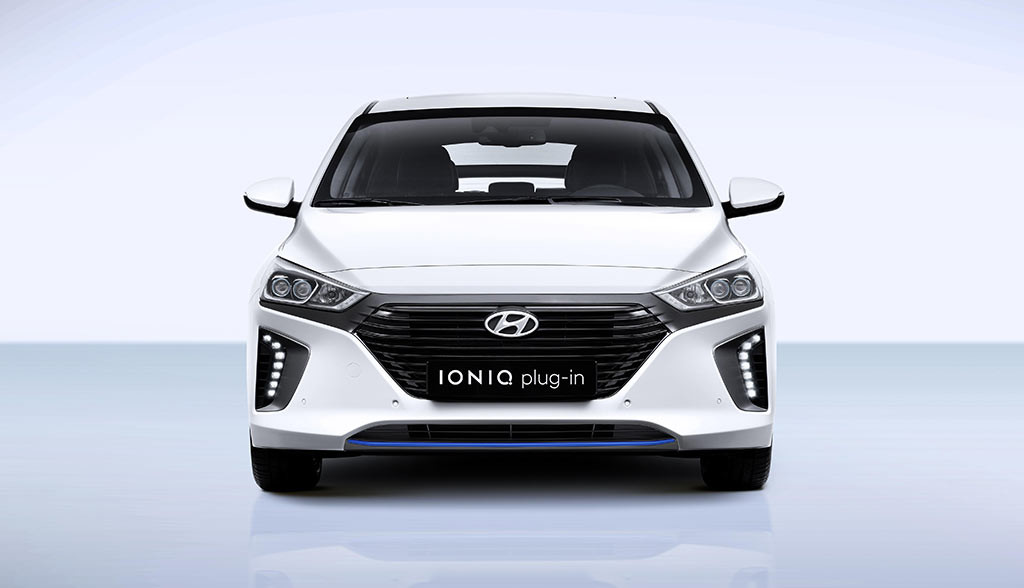 Hyundai-Ioniq-Plug-in-Hybrid-Bilder-2
