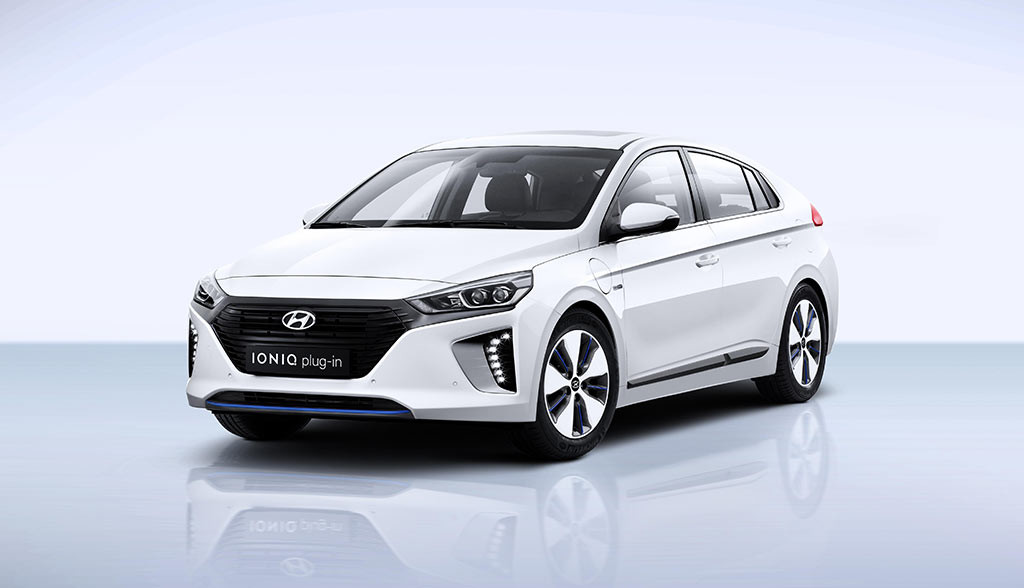 Hyundai-Ioniq-Plug-in-Hybrid-Bilder-3