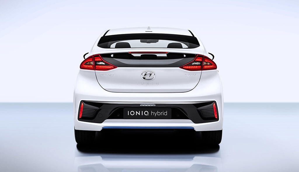 Hyundai-Ioniq-Hybrid-Bilder-5