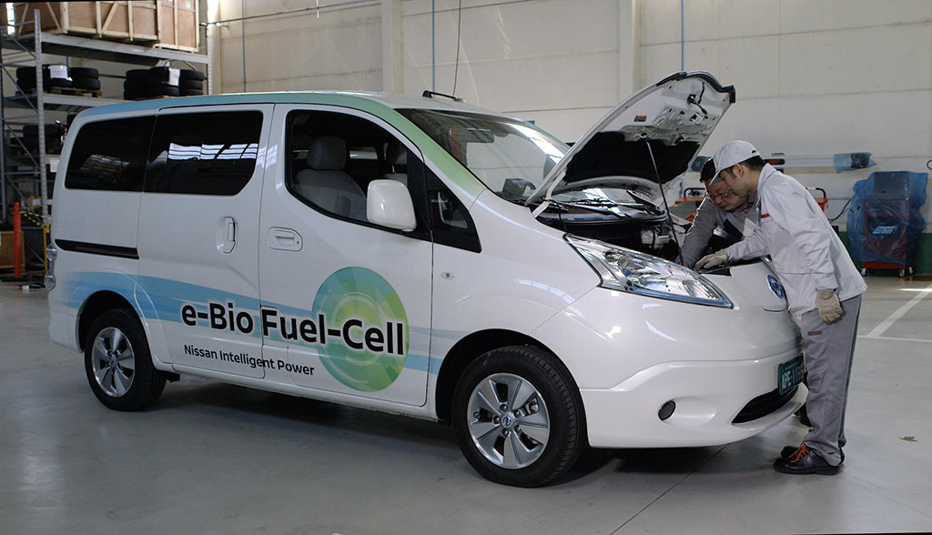 Nissan-Nutzfahrzeug-mit-Bioethanol-Brennstoffzellen1