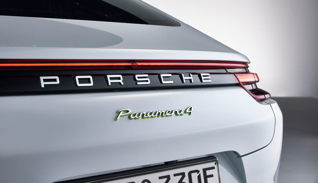 Porsche Panamera S E-Hybrid 2016 Daten10
