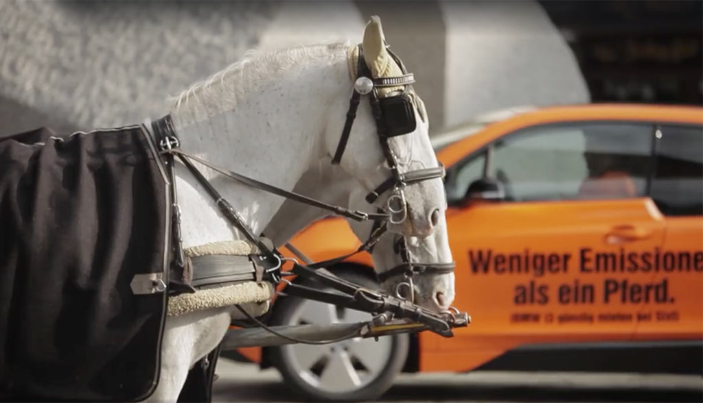 Six-BMW-i3-Fiaker-Werbung-Video