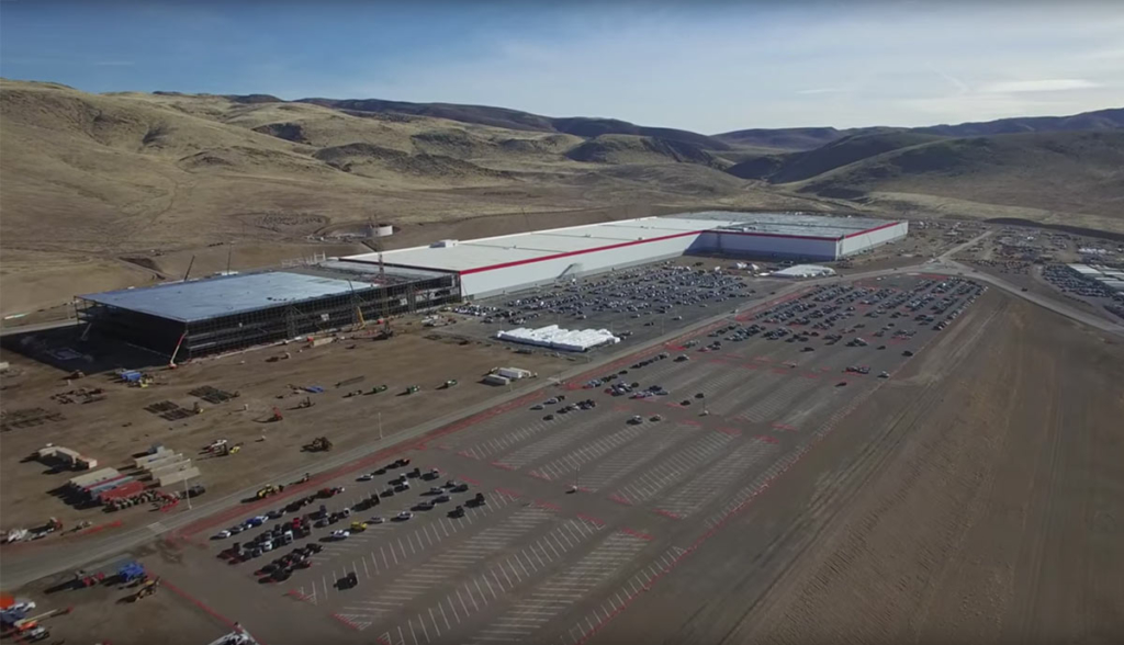 Tesla-Gigafactory-Dezember-2016