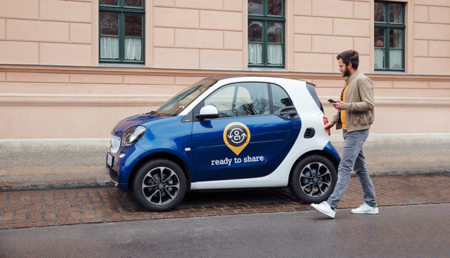 smart-Elektroauto-Carsharing-smart-ready-to-share