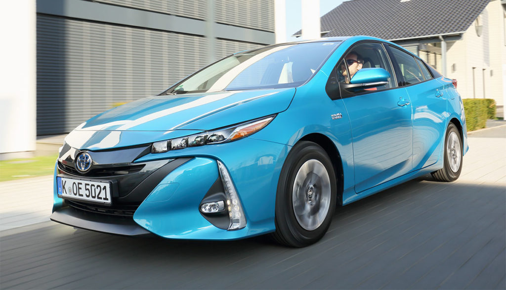 Toyota-Prius-Plug-in-Hybrid-8