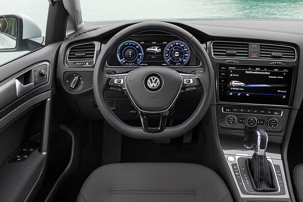VW-e-Golf-Elektroauto-2017—11