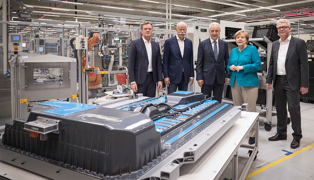 Merkel Rechnet Mit Elektroauto-Boom - Ecomento.de