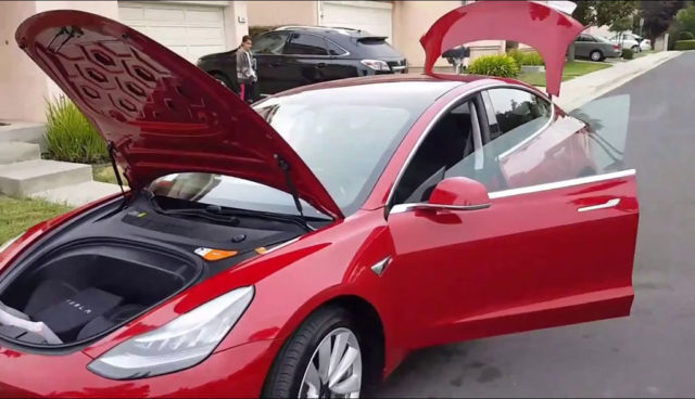 Tesla-Model-3-Video